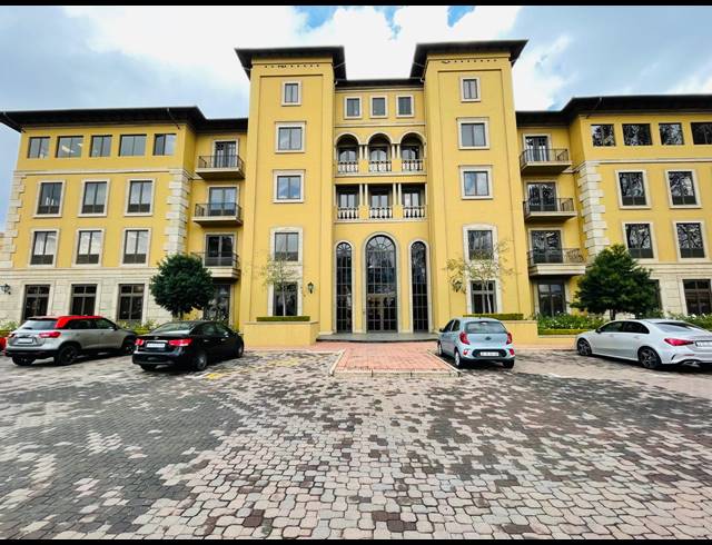 950M² OFFICE TO LET IN MAGALIESSIG